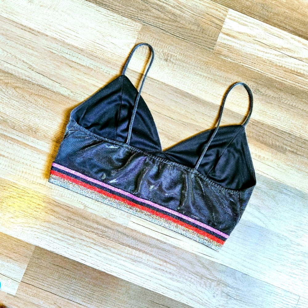 Italian Designer Top - Picture 7 of 13